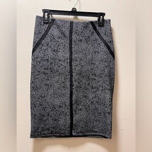 Contenta Slim Classic Knee Length Pencil Skirt, Sz M, Charcoal & Black Trim